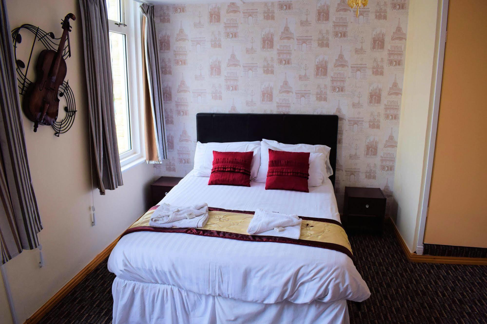 The Clarendon Showtel Blackpool Extérieur photo